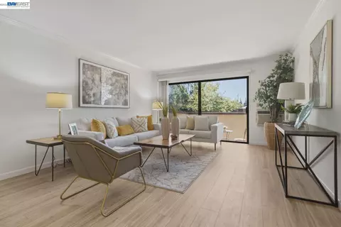 3300 Wolcott Cmn #113, Fremont, CA 94538