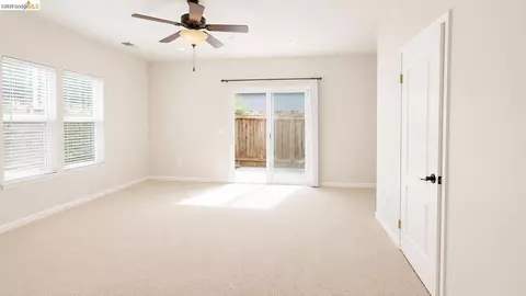 Bedroom - 62 W Brookside Dr, Cloverdale, CA 95425 photo 1 of 4