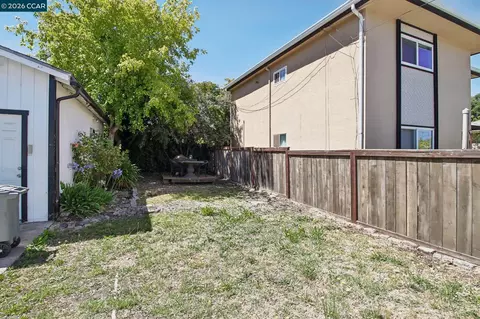 Exterior - 1520-1522 Francisco St, Berkeley, CA 94703 photo 3 of 8