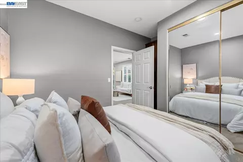 Bedroom - 5625 Applegate Way, Dublin, CA 94568 photo 5 of 5
