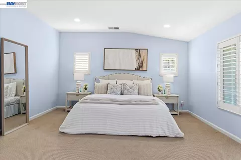 Bedroom - 5625 Applegate Way, Dublin, CA 94568 photo 2 of 5