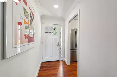 Entry Way - 1912 Ascot Dr, Moraga, CA 94556 photo 2 of 2