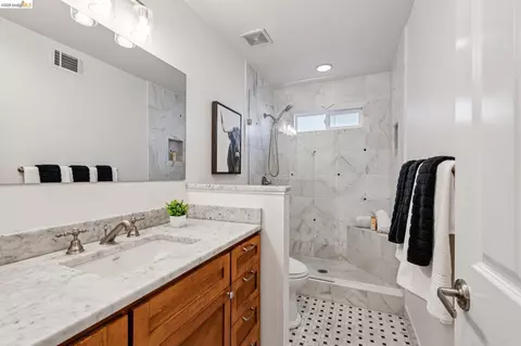 Bath - 1912 Ascot Dr, Moraga, CA 94556 photo 2 of 3