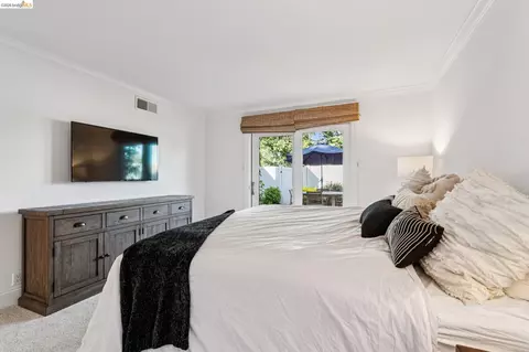 Bedroom - 1912 Ascot Dr, Moraga, CA 94556 photo 4 of 4