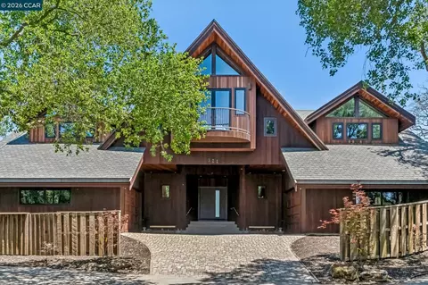 321 Castle Crest Rd, Alamo, CA 94507