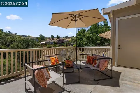Exterior - 3024 Grey Eagle Dr, Walnut Creek, CA 94595 photo 3 of 10