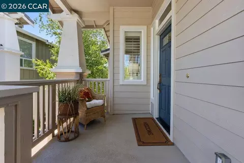 Exterior - 3024 Grey Eagle Dr, Walnut Creek, CA 94595 photo 2 of 10
