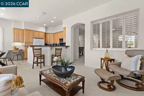 Living - 3024 Grey Eagle Dr, Walnut Creek, CA 94595 photo 5 of 5
