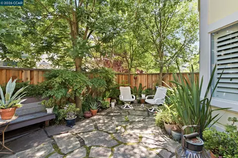 Exterior - 1345 Shell Ln, Clayton, CA 94517 photo 4 of 12