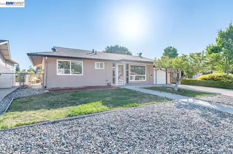 1262 Hollyhock St, Livermore, CA 94551