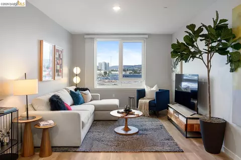 260 Brooklyn Basin Way #432, Oakland, CA 94606