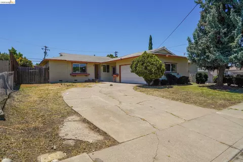 2467 Tanager Cir, Concord, CA 94520