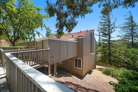 Exterior - 4430 Eagle Peak Rd #D, Concord, CA 94521 photo 5 of 5