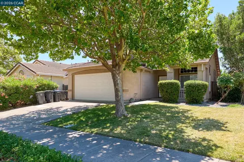 4720 Canyon Hills Dr, Fairfield, CA 94534