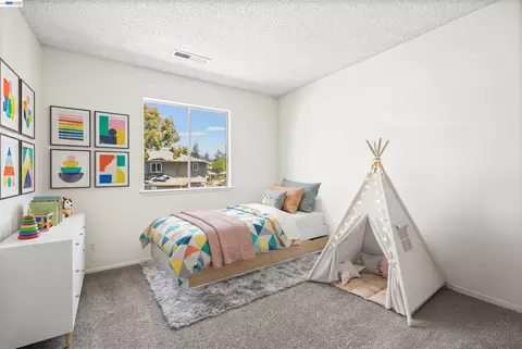 Bedroom - 7552 Silvertree Ln #25, Dublin, CA 94568 photo 7 of 11