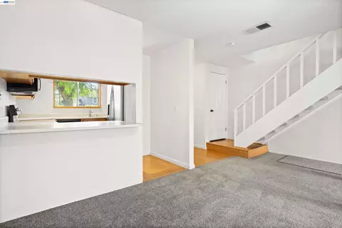 Living - 7552 Silvertree Ln #25, Dublin, CA 94568 photo 11 of 11