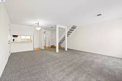 Living - 7552 Silvertree Ln #25, Dublin, CA 94568 photo 4 of 11