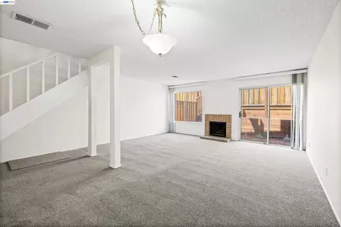 Living - 7552 Silvertree Ln #25, Dublin, CA 94568 photo 6 of 11