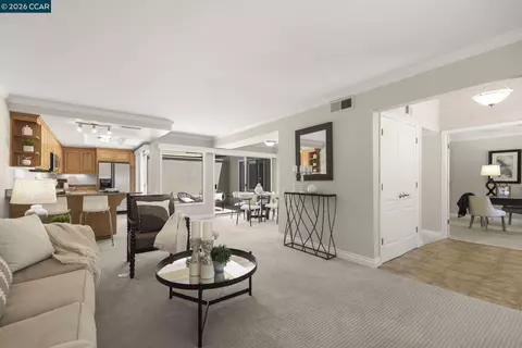 1209 Oakmont Dr #6, Walnut Creek, CA 94595