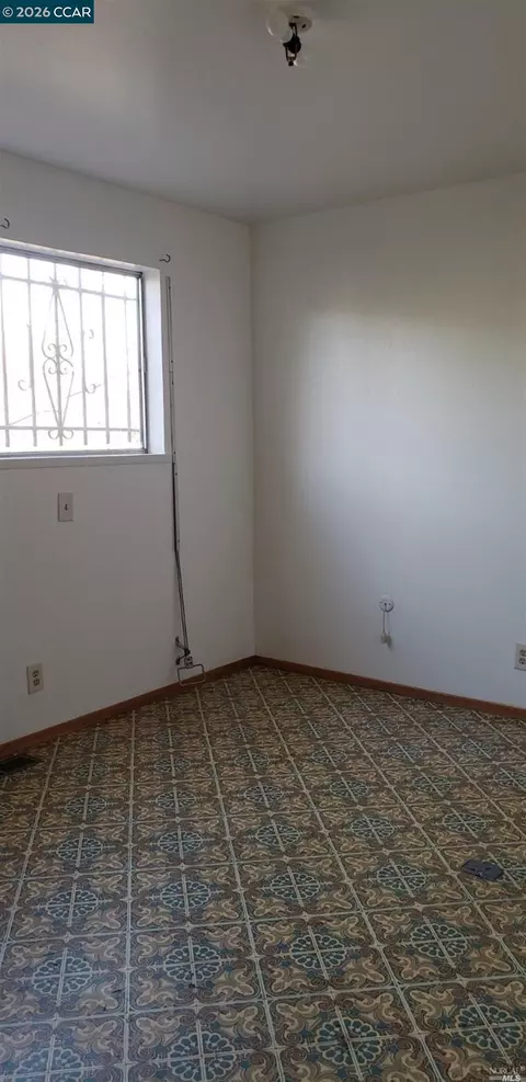 Bedroom - 620 Kentucky St, Vallejo, CA 94590 photo 5 of 5