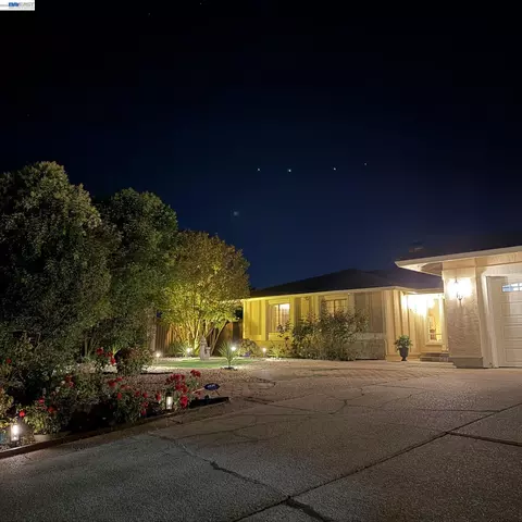 86 Jamaica Dr, San Ramon, CA 94582