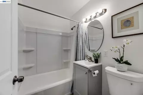 Bath - 415 Napa St, Vallejo, CA 94590 photo 2 of 5