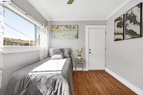 Bedroom - 415 Napa St, Vallejo, CA 94590 photo 10 of 15
