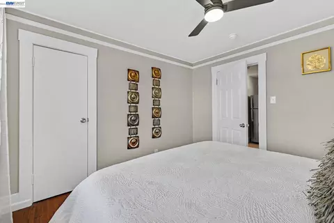 Bedroom - 415 Napa St, Vallejo, CA 94590 photo 4 of 15