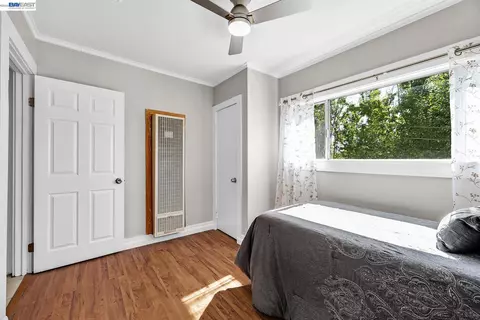 Bedroom - 415 Napa St, Vallejo, CA 94590 photo 11 of 15