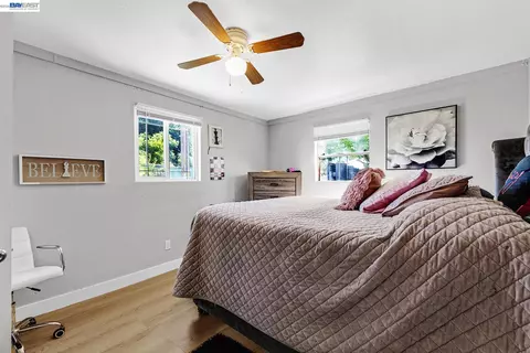 Bedroom - 415 Napa St, Vallejo, CA 94590 photo 12 of 15