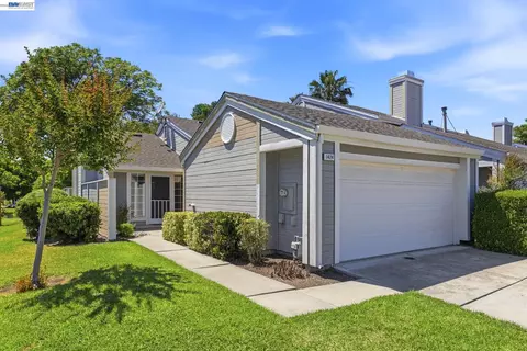 1424 Peachtree Cmn, Livermore, CA 94551