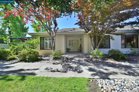 2217 Pine Knoll Dr #3, Walnut Creek, CA 94595