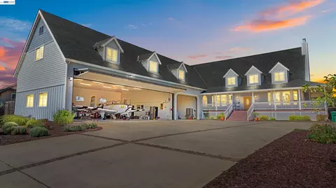 3089 Boeing Rd, Cameron Park, CA 95682