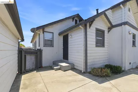 Exterior - 1930 Ohio St, Vallejo, CA 94590 photo 2 of 6