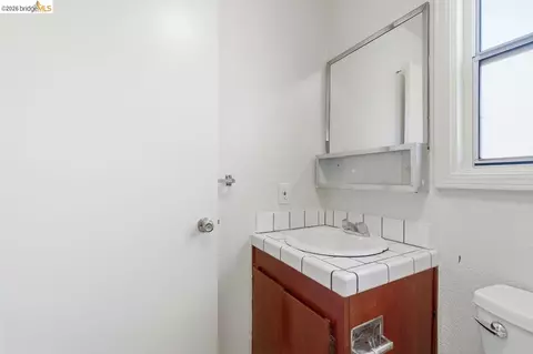 Bath - 1930 Ohio St, Vallejo, CA 94590 photo 2 of 4