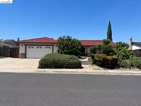 1857 Heatherwood Dr, Pittsburg, CA 94565