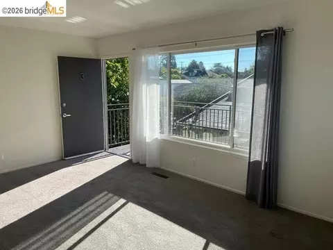 Living - 2235 California St, Berkeley, CA 94703 photo 2 of 2