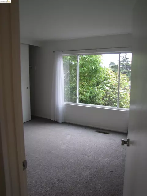 Bedroom - 2235 California St, Berkeley, CA 94703 photo 6 of 6