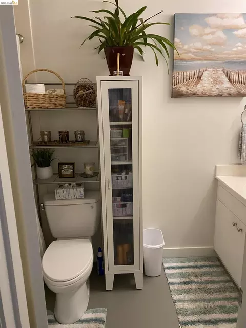 Bath - 2235 California St, Berkeley, CA 94703 photo 1 of 3