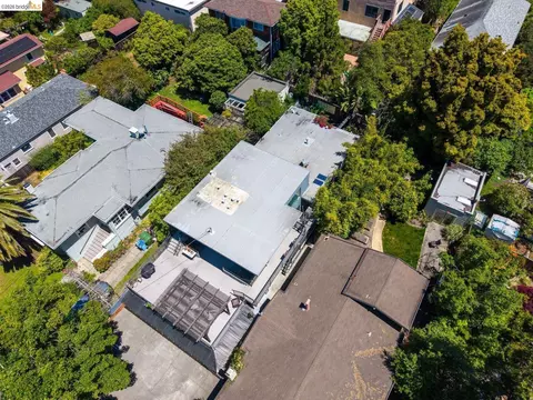 View/Area - 2235 California St, Berkeley, CA 94703 photo 2 of 12