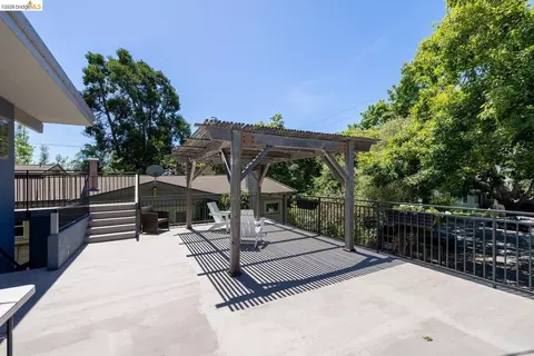 Exterior - 2235 California St, Berkeley, CA 94703 photo 6 of 13