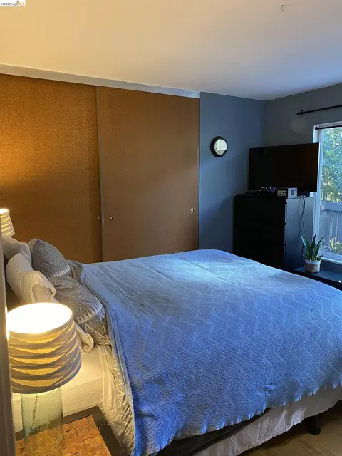 Bedroom - 2235 California St, Berkeley, CA 94703 photo 1 of 6
