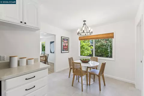 Dining - 4 Crest Rd, Lafayette, CA 94549 photo 3 of 3