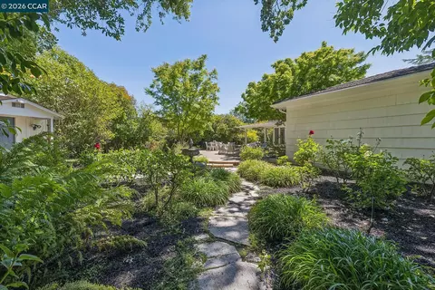 Exterior - 4 Crest Rd, Lafayette, CA 94549 photo 14 of 14