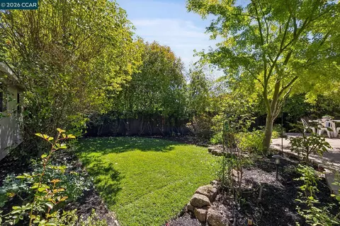 Exterior - 4 Crest Rd, Lafayette, CA 94549 photo 5 of 14