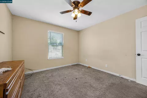 Bedroom - 7 Lawrence Ave, Antioch, CA 94509 photo 3 of 9