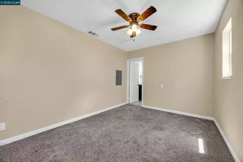 Bedroom - 7 Lawrence Ave, Antioch, CA 94509 photo 7 of 9