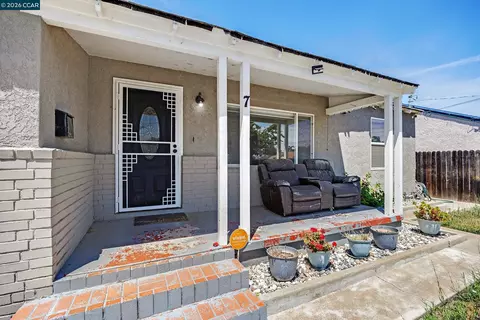 Exterior - 7 Lawrence Ave, Antioch, CA 94509 photo 2 of 2