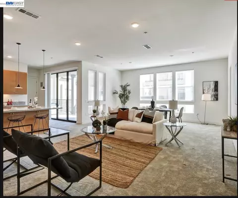 1749 Kilowatt Way #302, Fremont, CA 94539