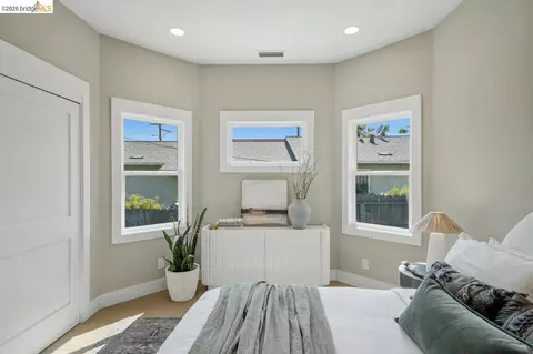 Bedroom - 1009 Addison St, Berkeley, CA 94710 photo 4 of 7